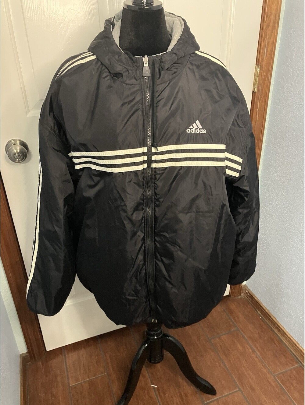 Vintage Y2K Adidas Reversible Puffer Style Hooded Zip Up Black/Gray Jacket 2XL